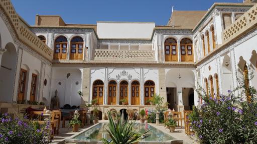 عکس بوتیک هتل صباغیان