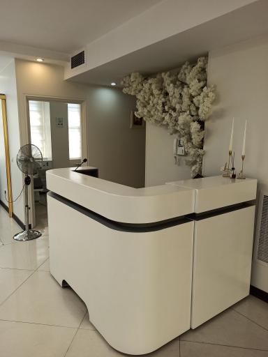 عکس مجموعه زیبایی تخصصی شکوفه اندرز