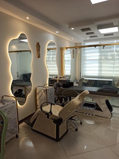 عکس مجموعه زیبایی تخصصی شکوفه اندرز