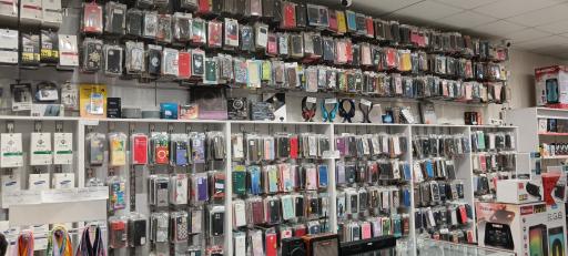 عکس افق کوروش شعبه کرج کلاک نو