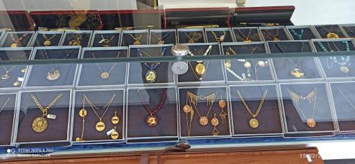 عکس فروشگاه مارک گلد