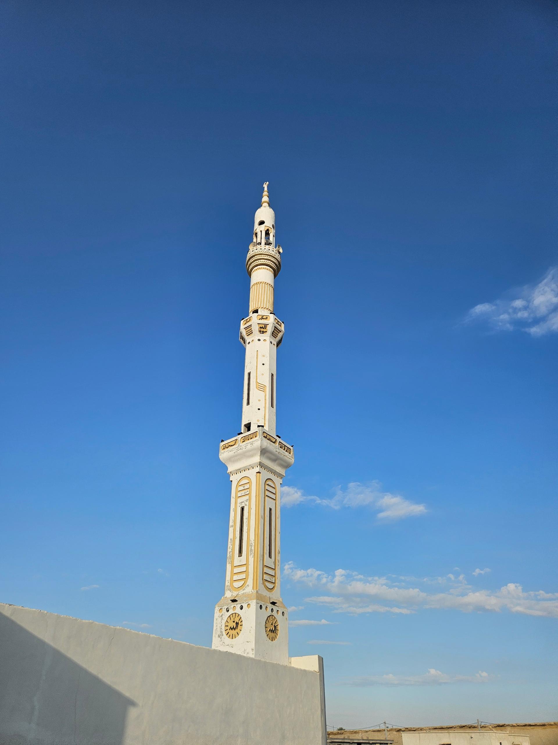 عکس مسجد جامع هفت رنگو