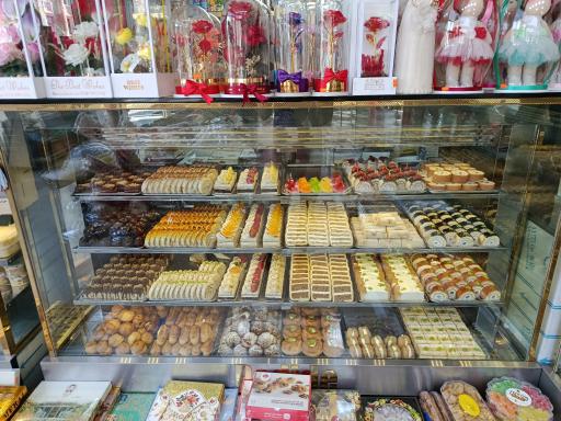 عکس شیرینی فروشی پدیده تهرانسر