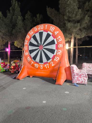 عکس شهربازی پنگوین قرمز