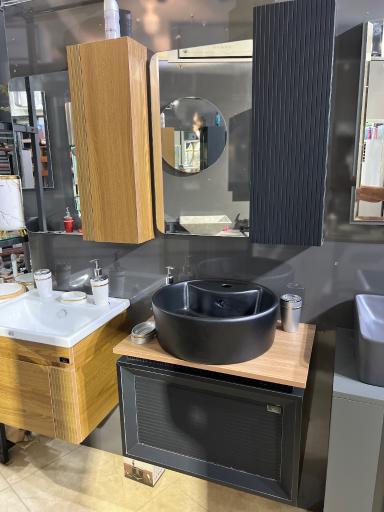 اتصالات و لوازم بهداشتی ساختمانی مظهری