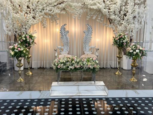 عکس تالارپذیرایی قصر فراز