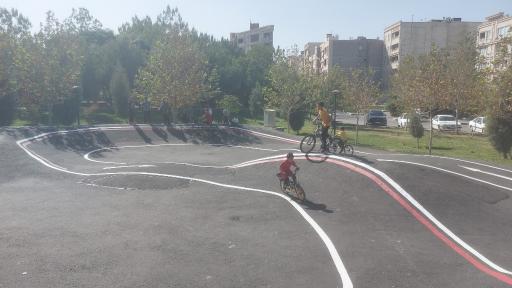 عکس پیست تخصصی دوچرخه سواری پمپ ترک