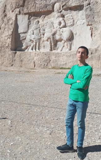 عکس نقش برجسته  هرمز دوم و آذر نرسی