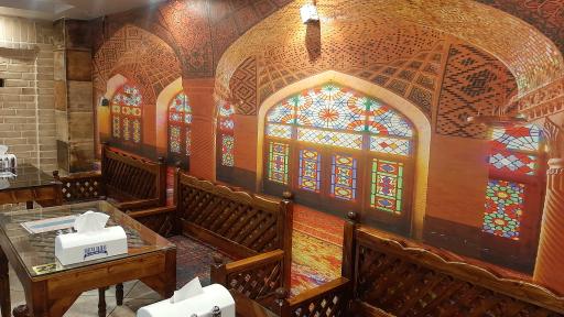 عکس سفره خانه سنتی خشت بهشت