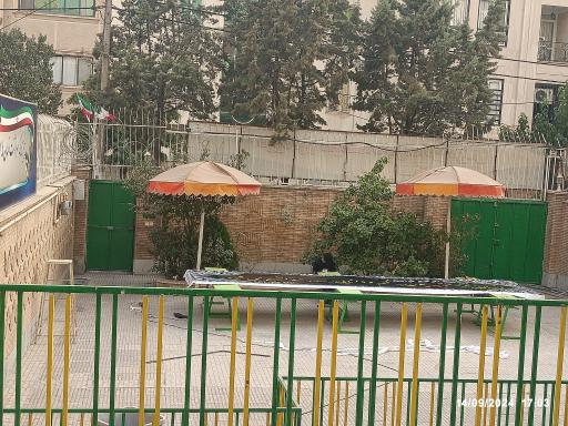 عکس مدرسه بزرگسالان آموزش از راه دور دریا