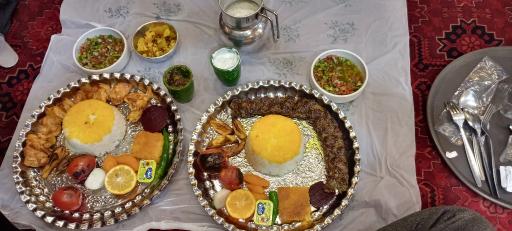 عکس سفره خانه سنتی خشت بهشت