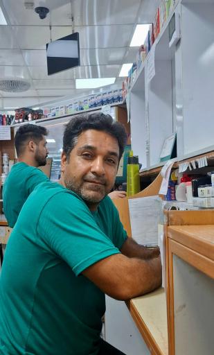 عکس داروخانه شبانه روزی دکتر بانی