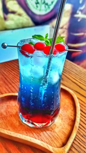 عکس کافی شاپ هاچبک