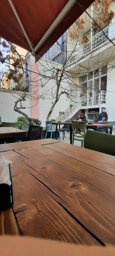 عکس کافه حياط شماره ٦٥