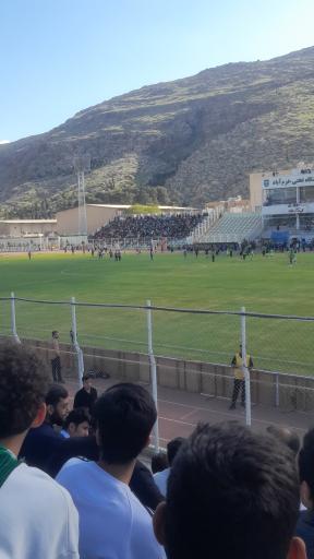 عکس ورزشگاه تختی خرم آباد