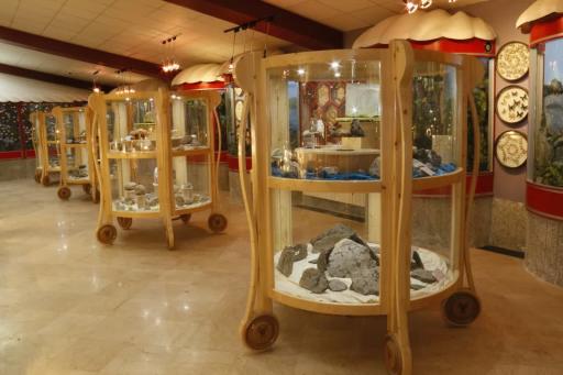 عکس موزه آمادای