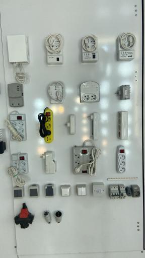 عکس فروشگاه شهر برق البرز