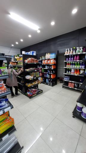 هایپرمارکت ققنوس