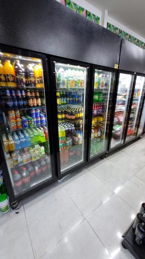 هایپرمارکت ققنوس