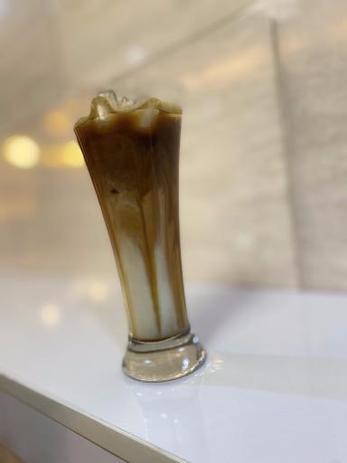 کافه رنگین کمان