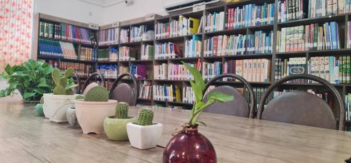 عکس کتابخانه بانو صفیه خضری