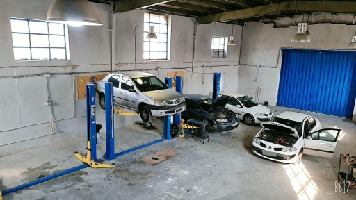 تعمیرگاه تخصصی رنوساز