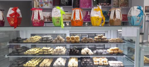 عکس کیک و شیرینی دلوان