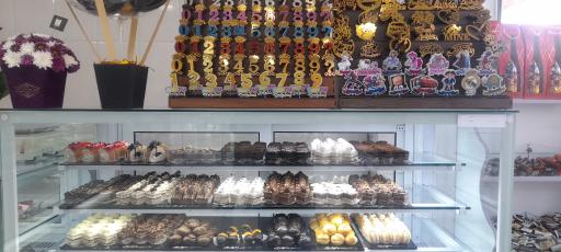 عکس کیک و شیرینی دلوان