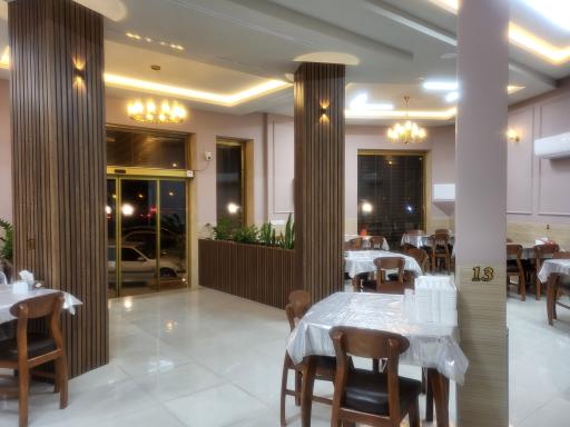 عکس رستوران ارگ طبس