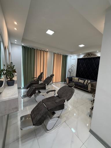 عکس سالن زیبایی بانو دهقان 