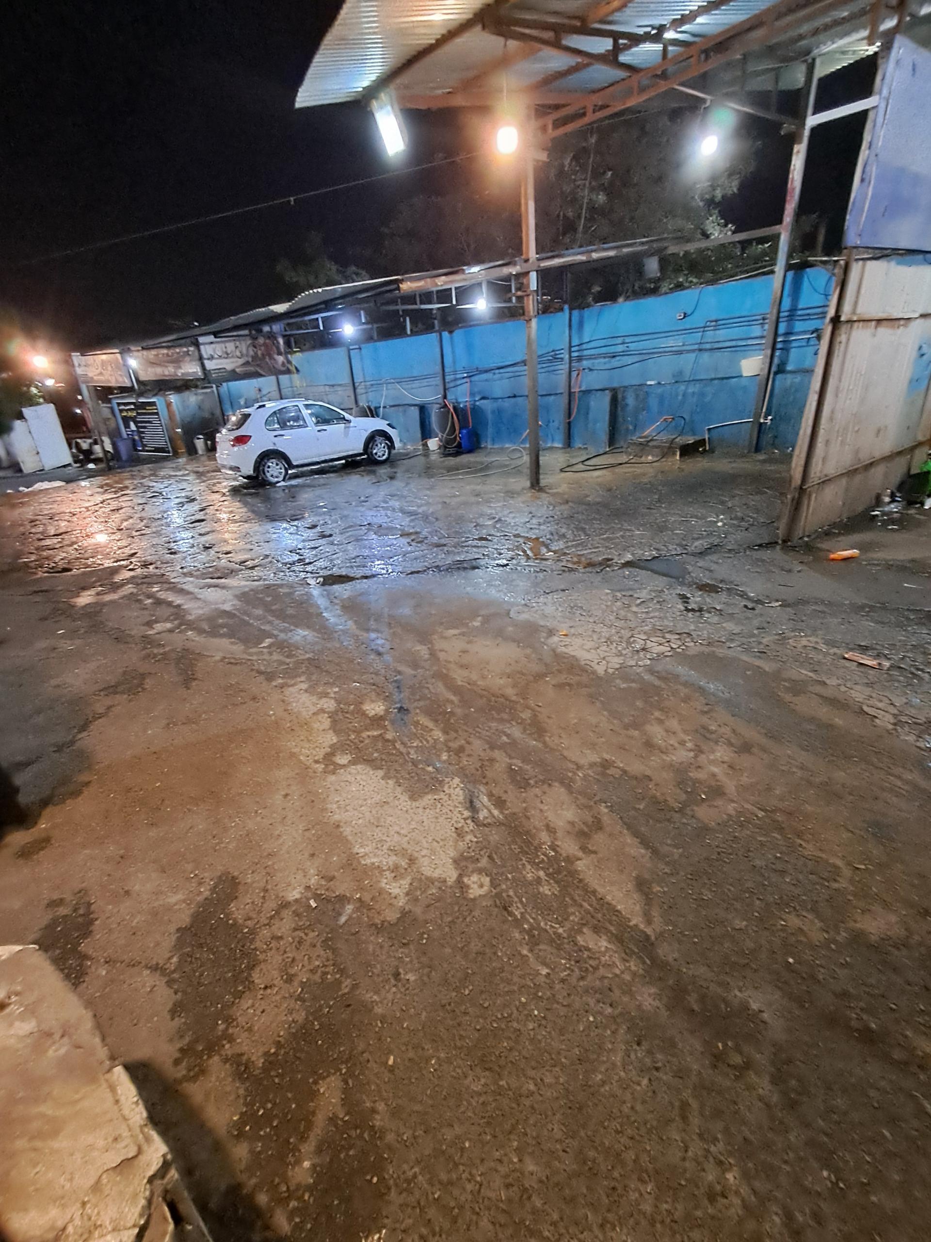 عکس کارواش و تعمیرگاه