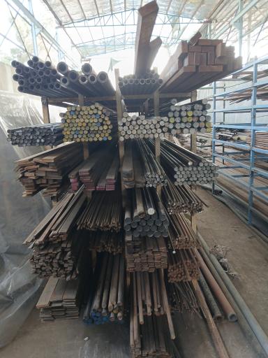 عکس آهن آلات صنعتی بنی هاشمی 