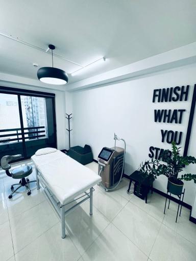 عکس کلینیک زیبایی فریو