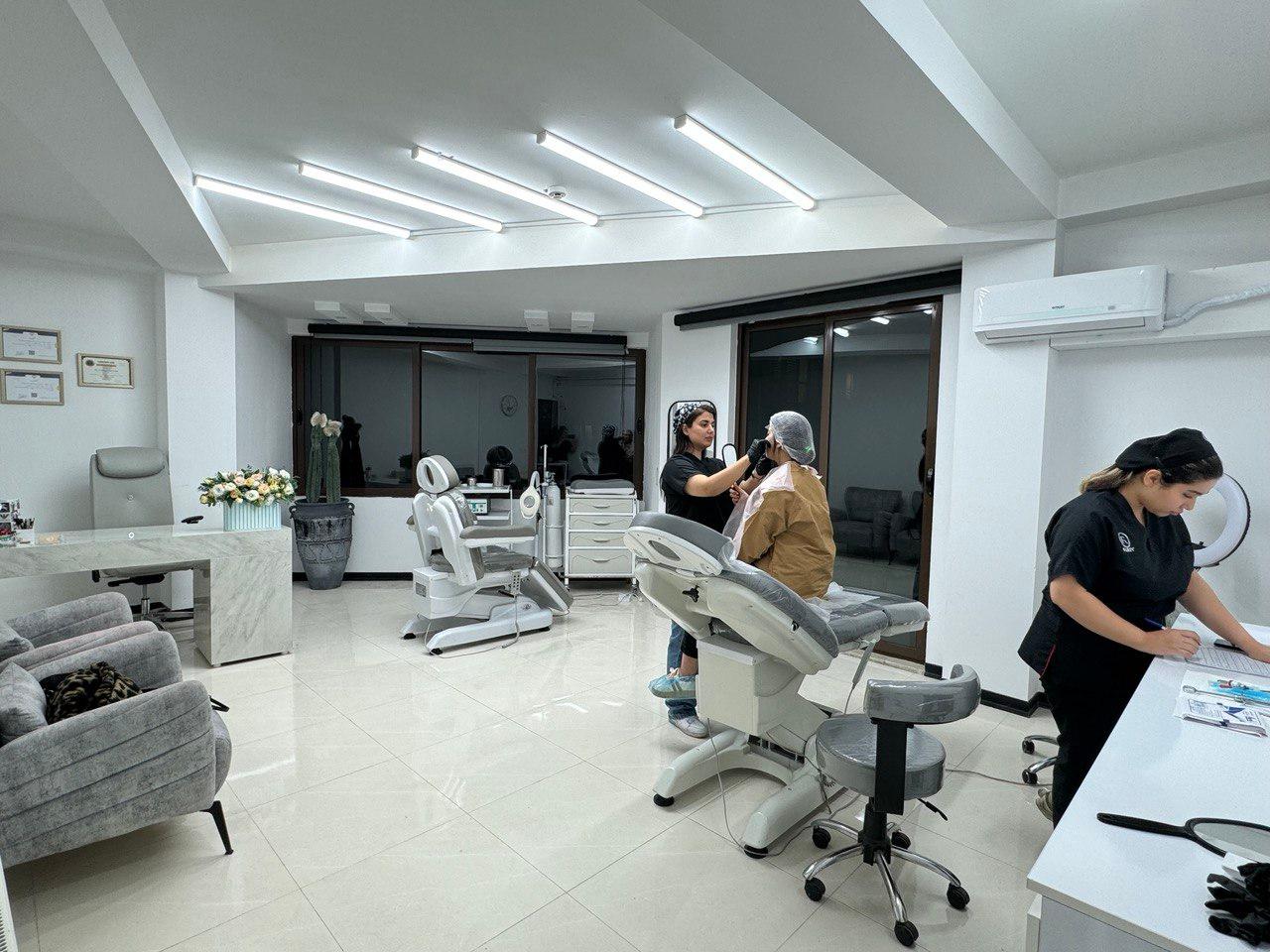 عکس کلینیک زیبایی فریو