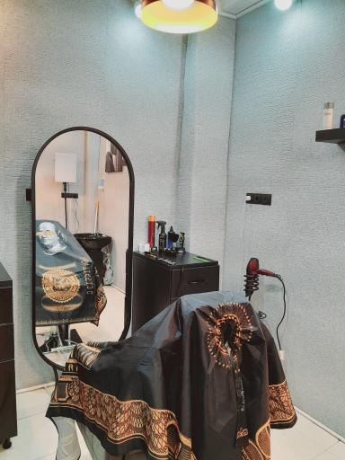 عکس آرایشگاه مردانه سورن