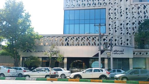عکس نمایشگاه اتومبیل آرین موتور هاشمی سیگاری ۲۰۰۹