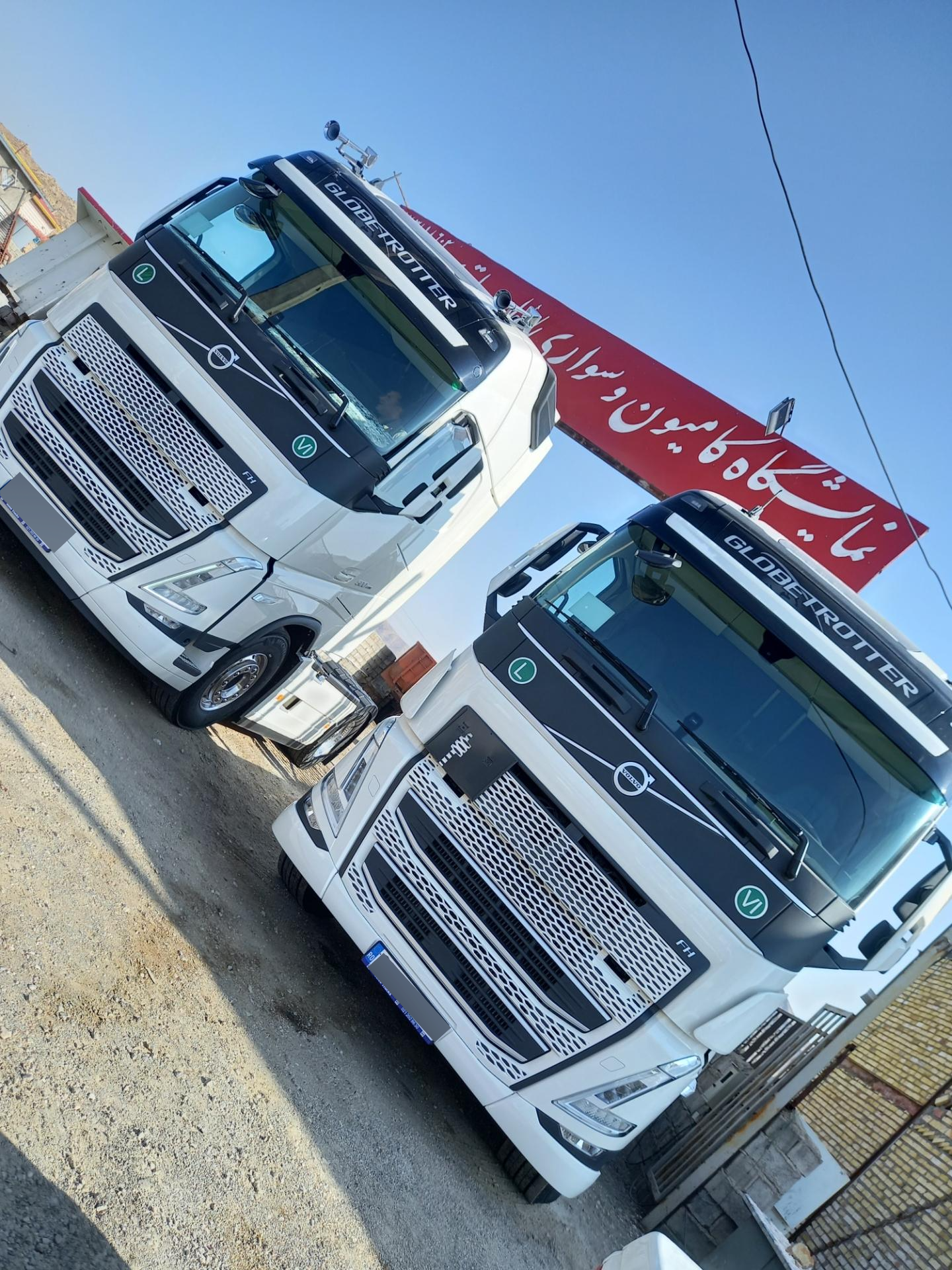 عکس نمایشگاه کامیون عباس باقری