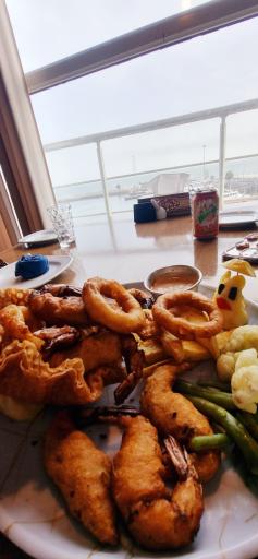 عکس کافه رستوران بین المللی بهنام