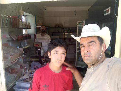 عکس لبنیات سنتی ایرانمنش