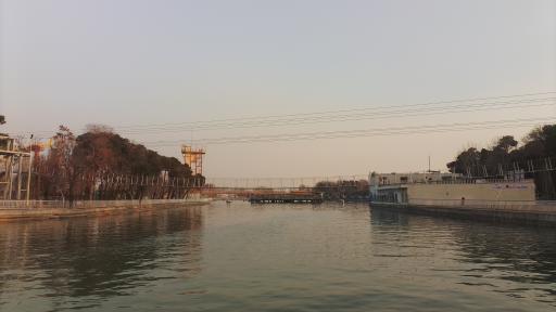 عکس دریاچه پارک ارم