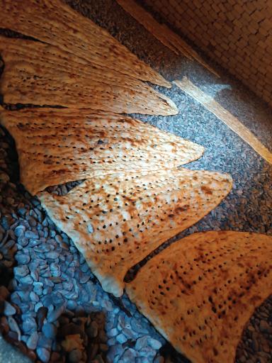 عکس نانوایی سنگک بهشت