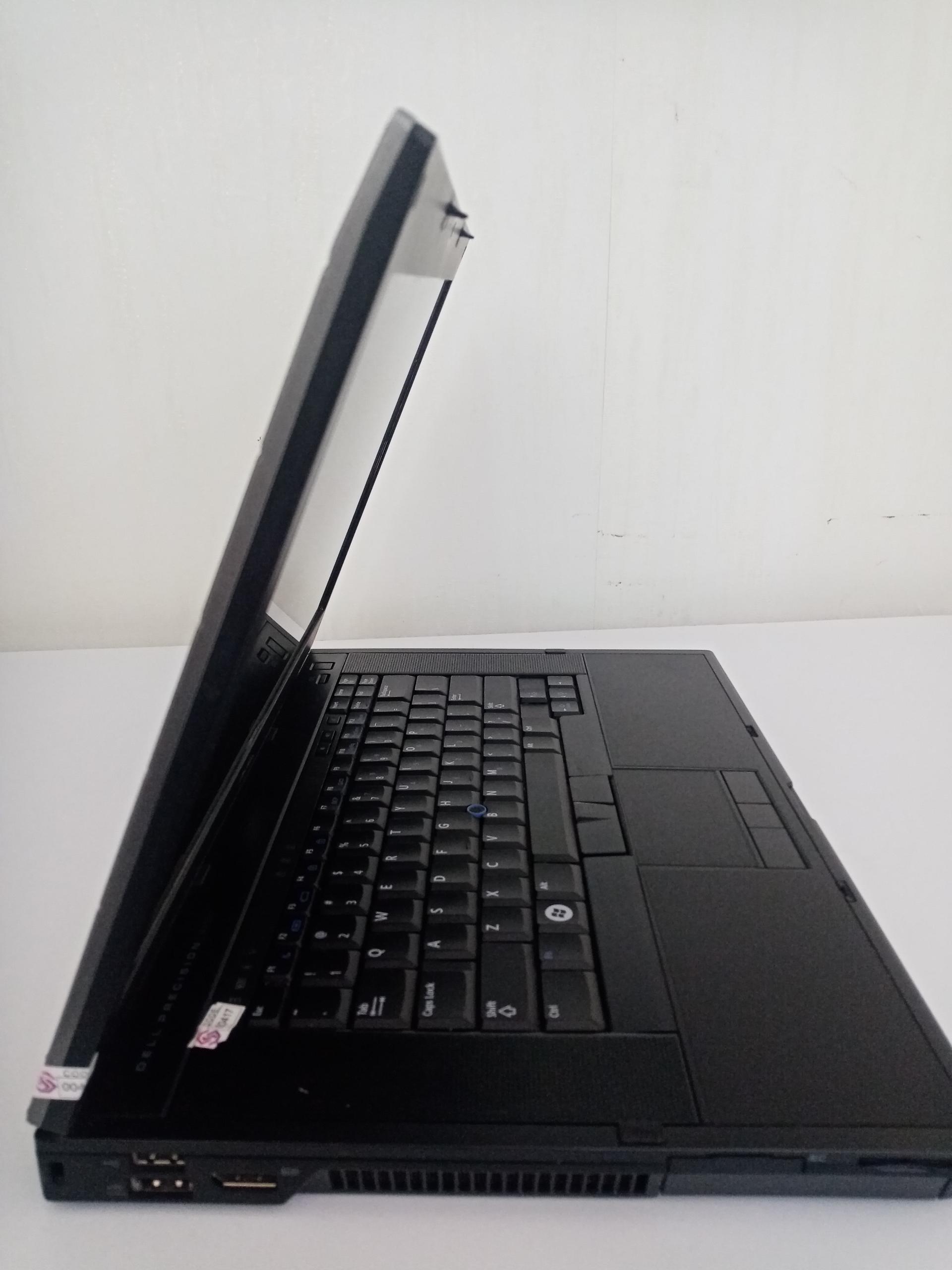 عکس فروشگاه لپ تاپ بروز شهریار 