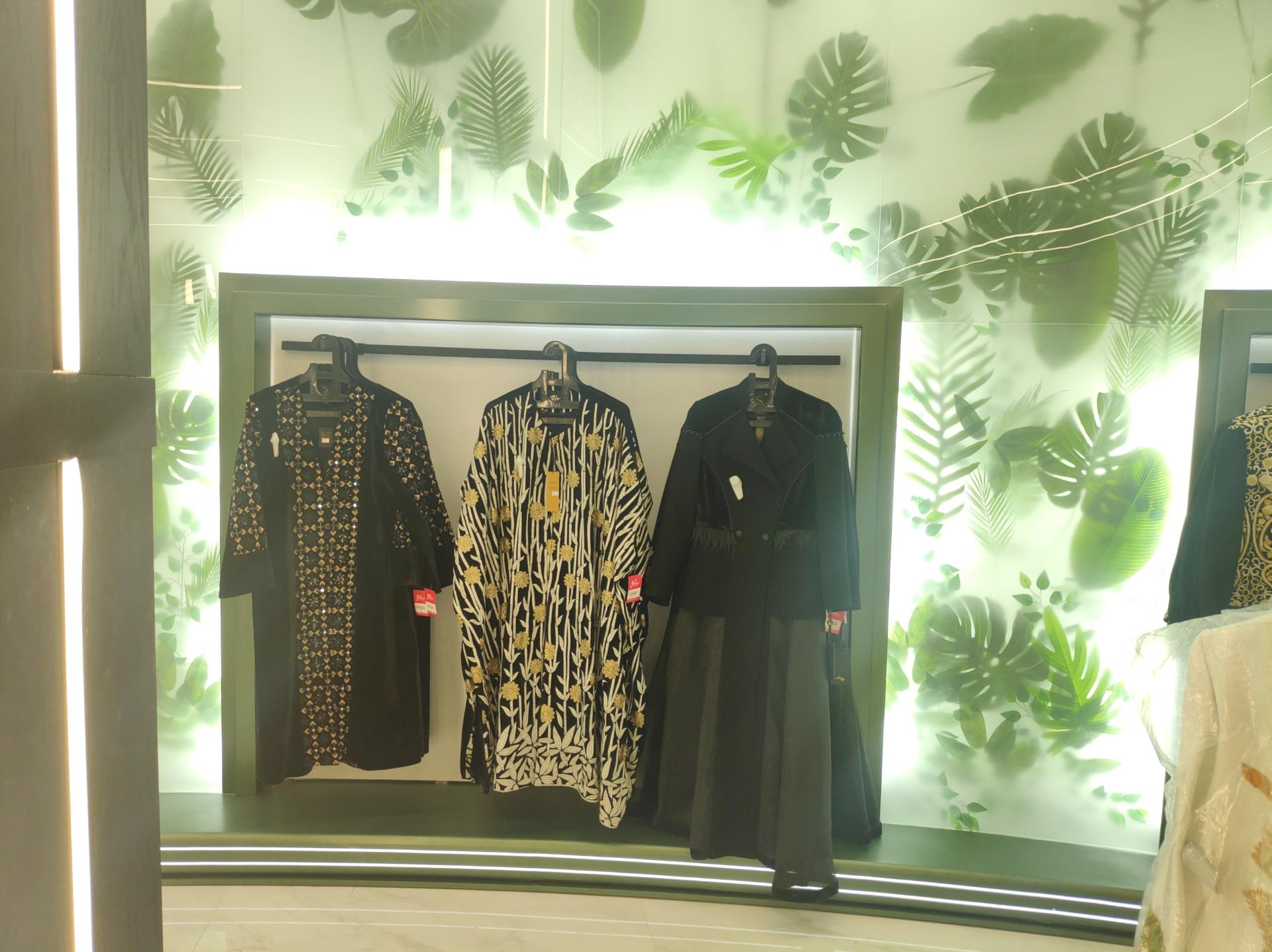 عکس فروشگاه مانتو و پوشاک بانوان ژیوا