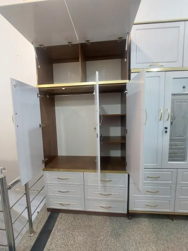 عکس صنایع چوبی بیاتی