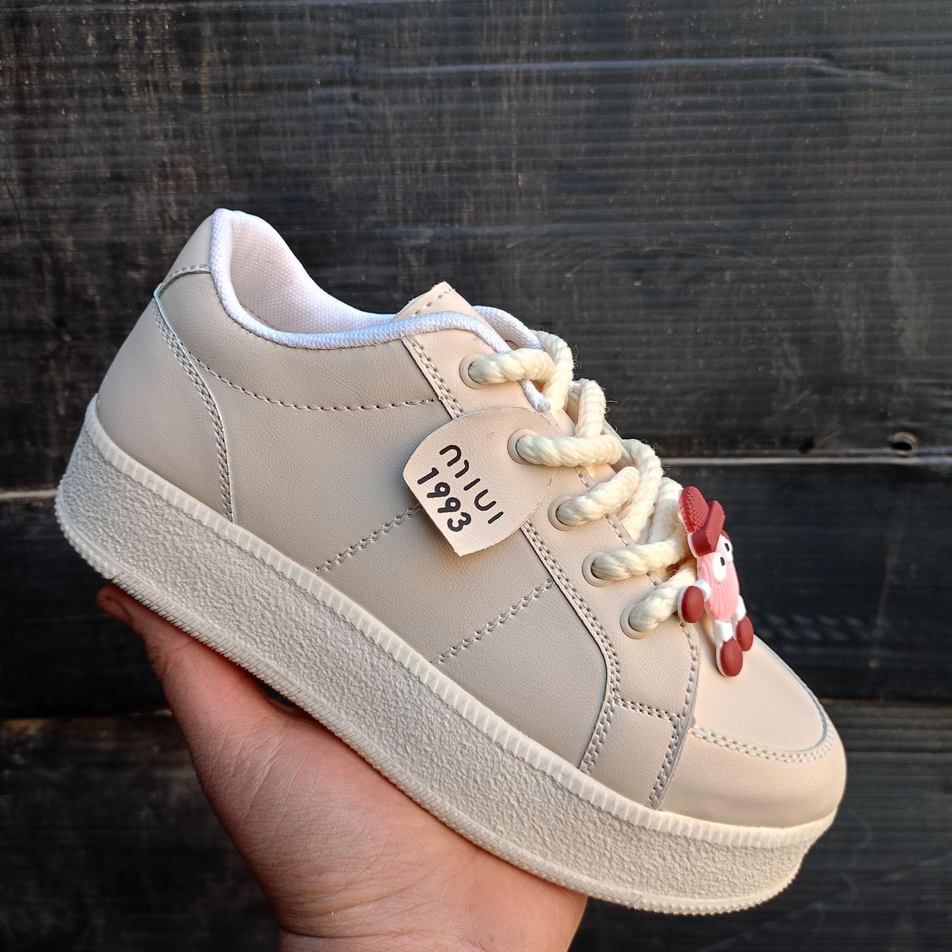 عکس ارزانسرای کفش اوراز ننله