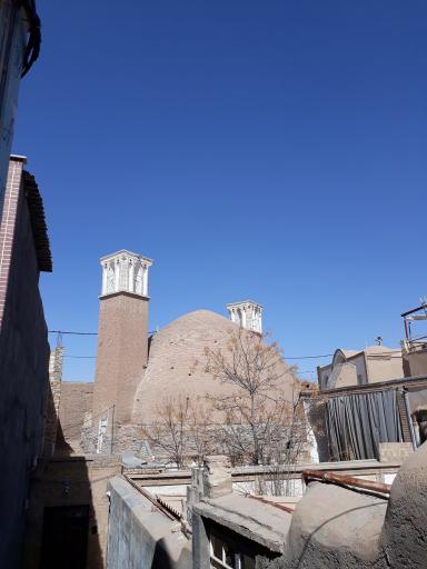 اقامتگاه سنتی نه چم کاشان