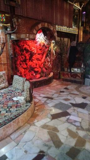 عکس رستوران سنتی ایرونی