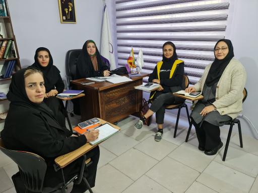 عکس مجموعه آموزشی کتاب دانه پویندگان علم