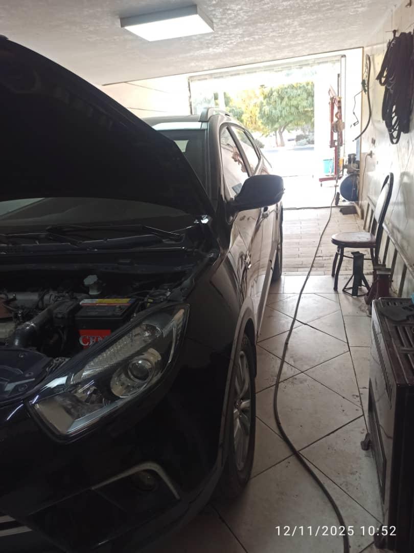 عکس تعمیرگاه خودرو نوری 