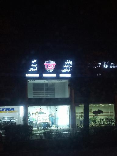 عکس TNT خدمات پولیش و سرامیک خودرو